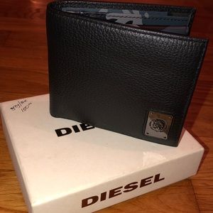 DIESEL New Mens Black Camo Leather Wallet